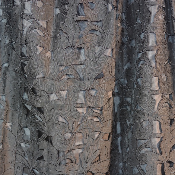 100% Silk Cut Lace Black Skirt SZ 14 Talbots - Picture 3 of 7